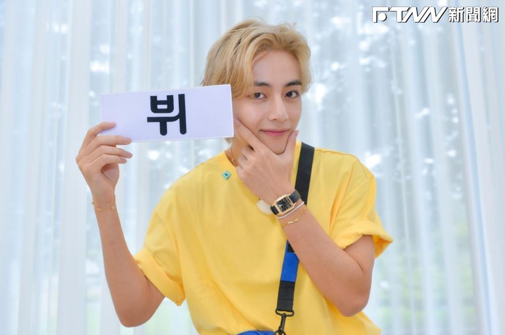 BTS V登《RM》！評臉型怕得罪人　全昭旻不服竟輸「他」